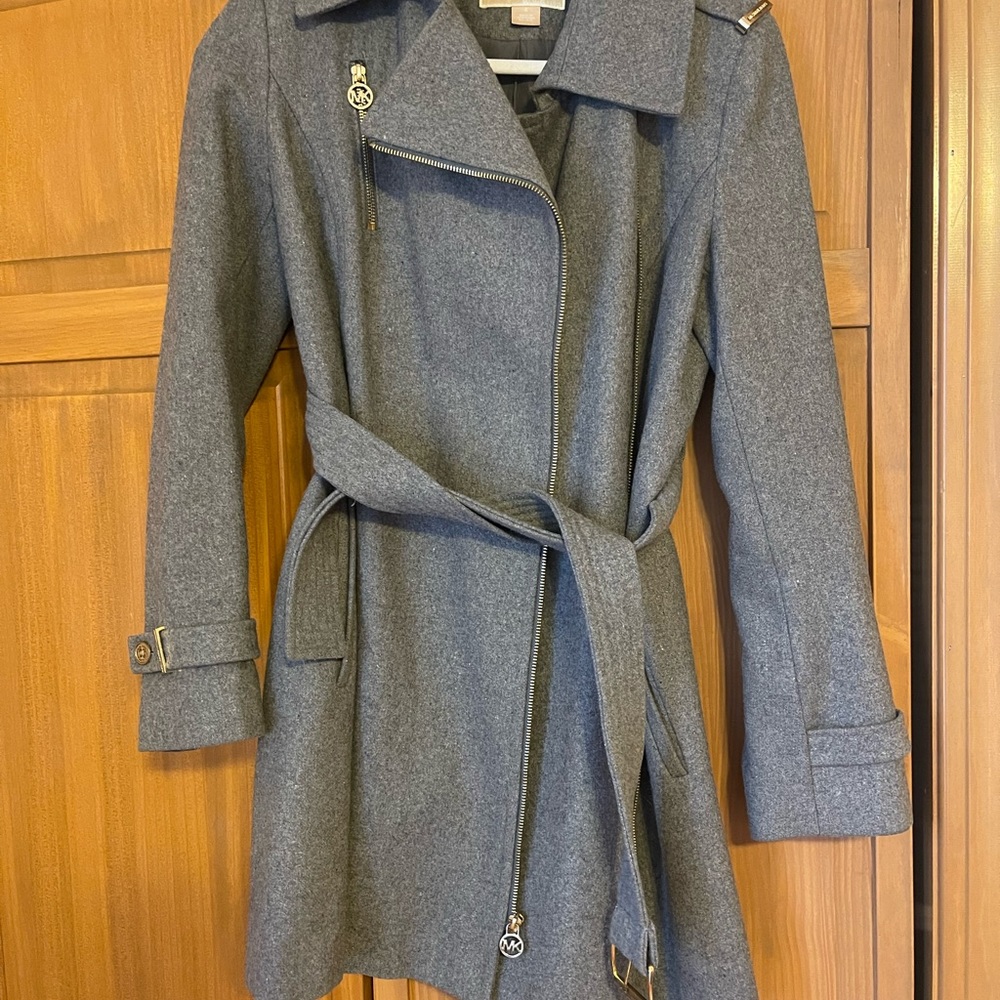 Michael Kors Gray Coat with belt ✨
